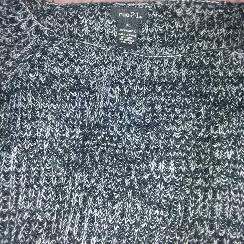 Rue 21 crop top sweater